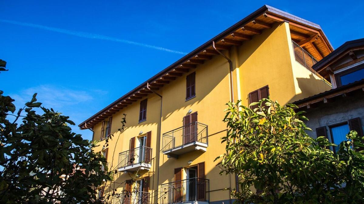 Red Apartment - Residenza Silvana Verbania Exterior foto